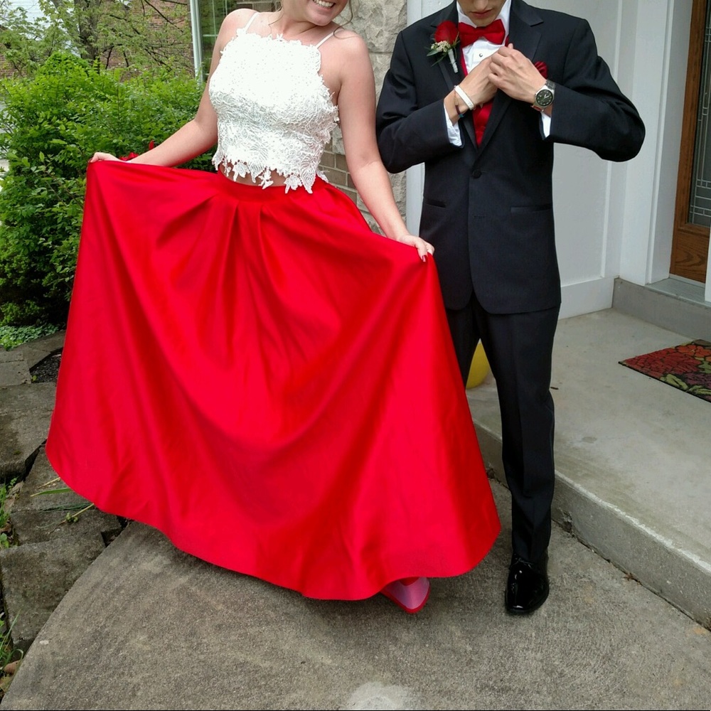 Dave and Johnny prom dress
