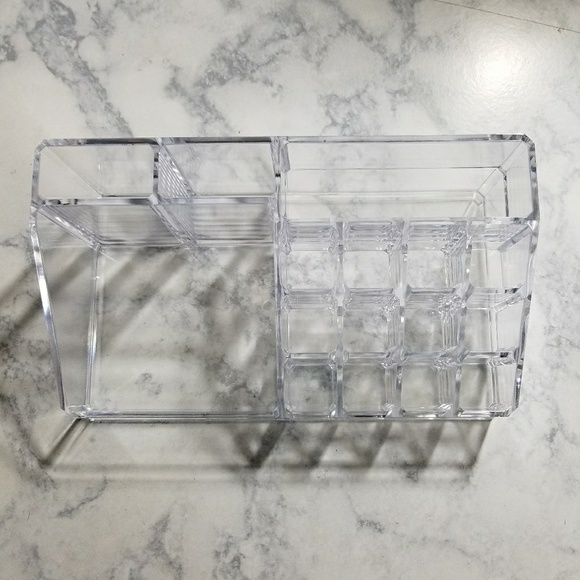 Acrylic lipstick organizer only - Picture 3 of 3