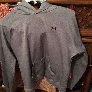 Under Armor sweat shirt size small