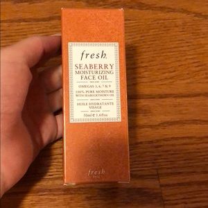 NIB - Fresh Seaberry Moisturizing Face Oil!