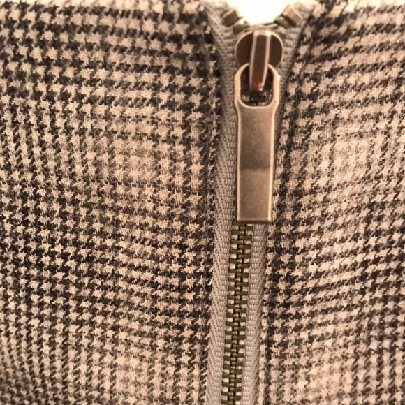 Banana Republic Wool Plaid Skirt - Picture 7 of 7