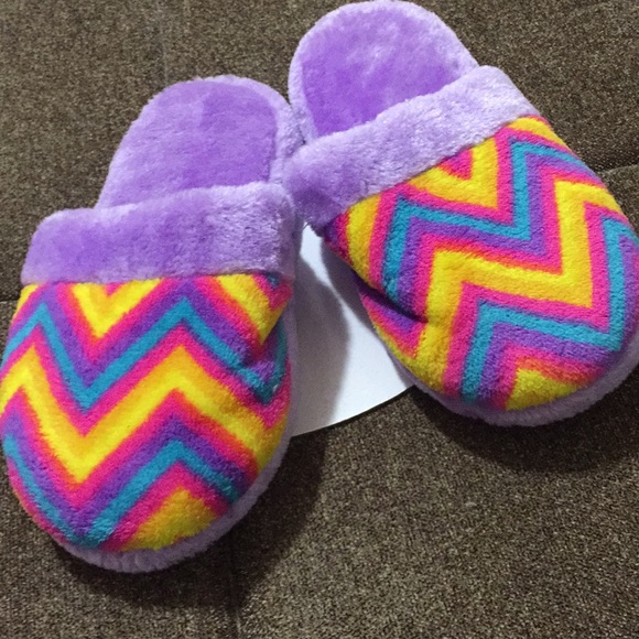 Chatties Girl Printed Zigzag Multi Color Slippers - Picture 2 of 8