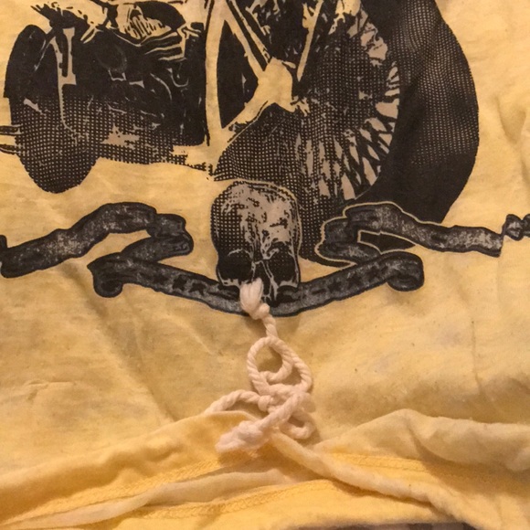 Daytrip Flouncy Yellow Riders Tee - Picture 2 of 3