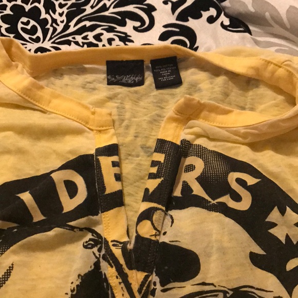 Daytrip Flouncy Yellow Riders Tee - Picture 3 of 3