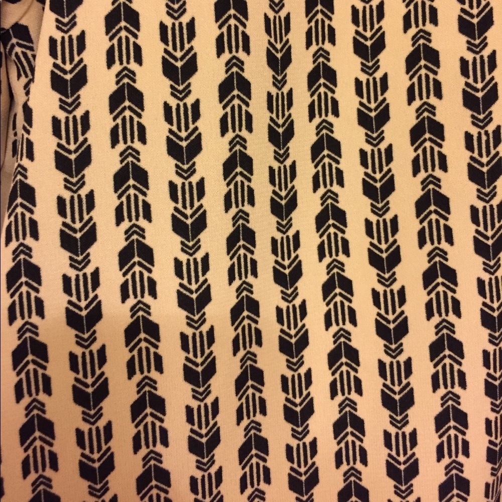 Fun pattern blouse!! - Picture 3 of 4