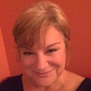 Meet your Posher, Lynn