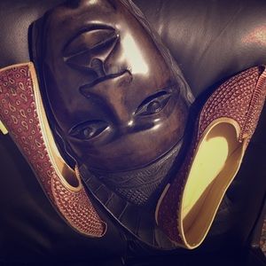 Beauty redefined yesss wearing my shoes!