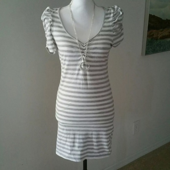 H&M Dress - Picture 1 of 2