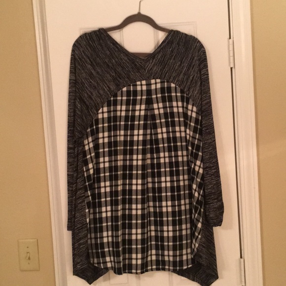 Black white and grey Anthropologie top - Picture 2 of 2