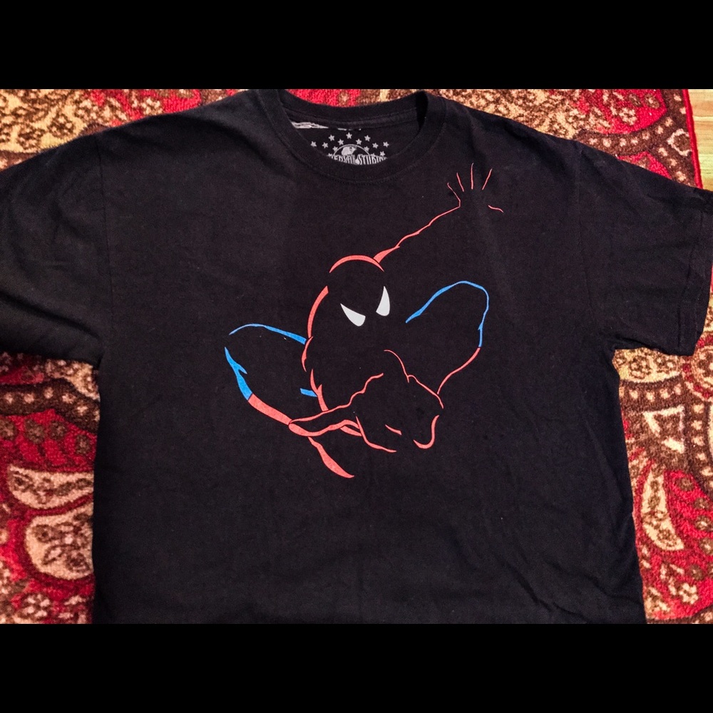 NEW SpiderMan Graphic Tee