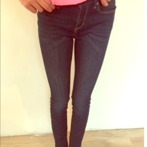 Cute plain dark wash blue jeans!