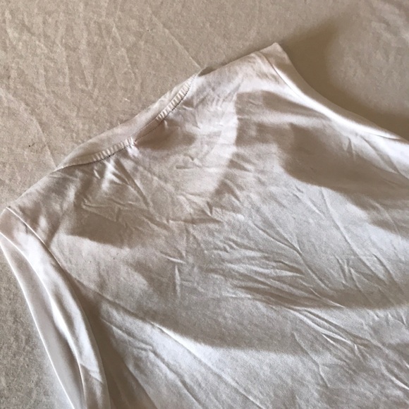 Nike, nwot, large, essential crop top - Picture 4 of 4