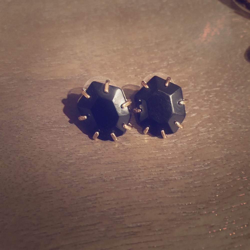 Kendra Scott Black Stud earrings