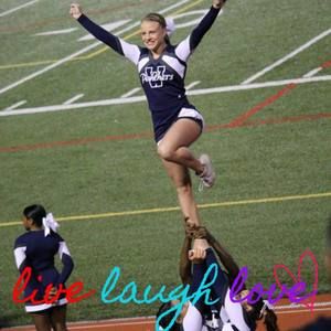 Meet your Posher, Alexis