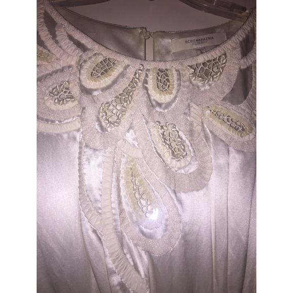 BCBG Ivory Dress - Picture 3 of 4