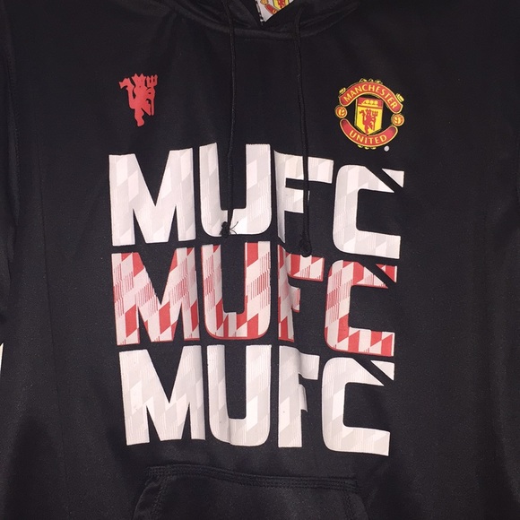 Manchester United Sweater - Picture 2 of 6