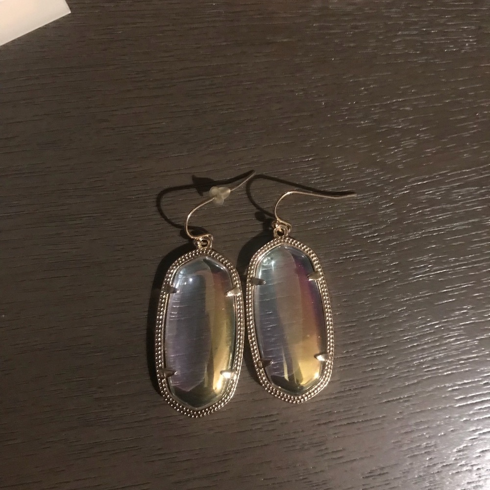 Kendra Scott Elle earrings