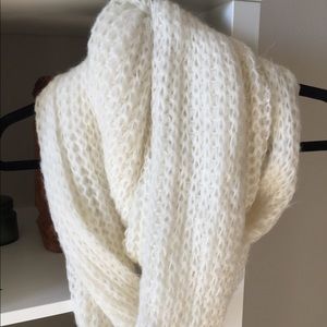 Cotton on white circle scarf - one size