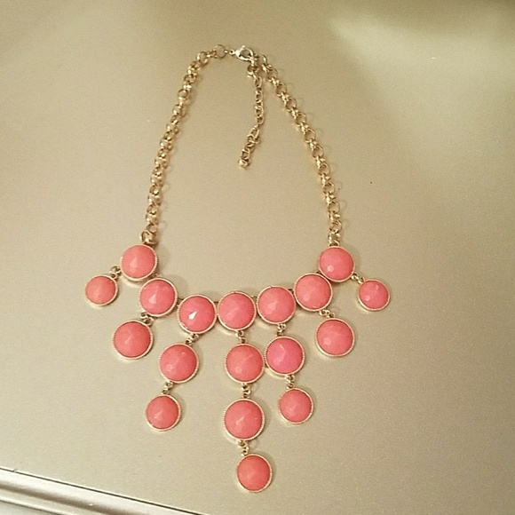 Peach fashion jewelry necklace - Picture 2 of 4