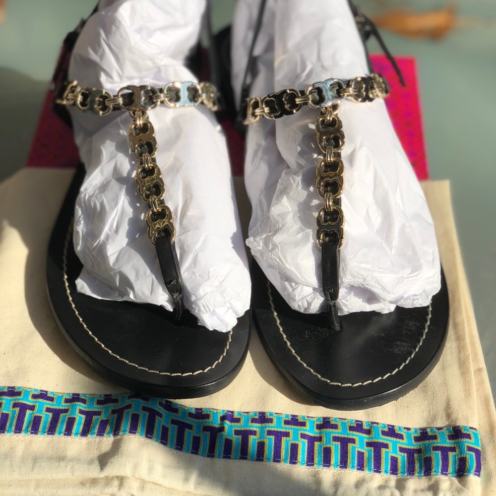 SOLD!! Tory Burch Gemini link Sandal