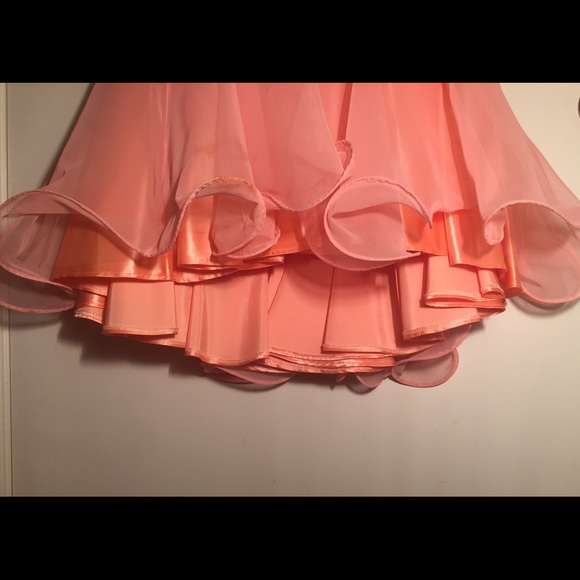 New price reduction! Peach Posh Perfect - Picture 2 of 8