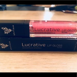 Younique Lip gloss💗