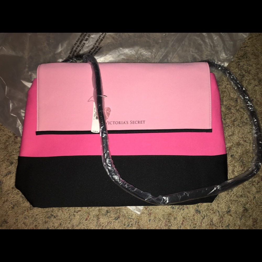 BNWT/PACKAGING VS COOLER BAG