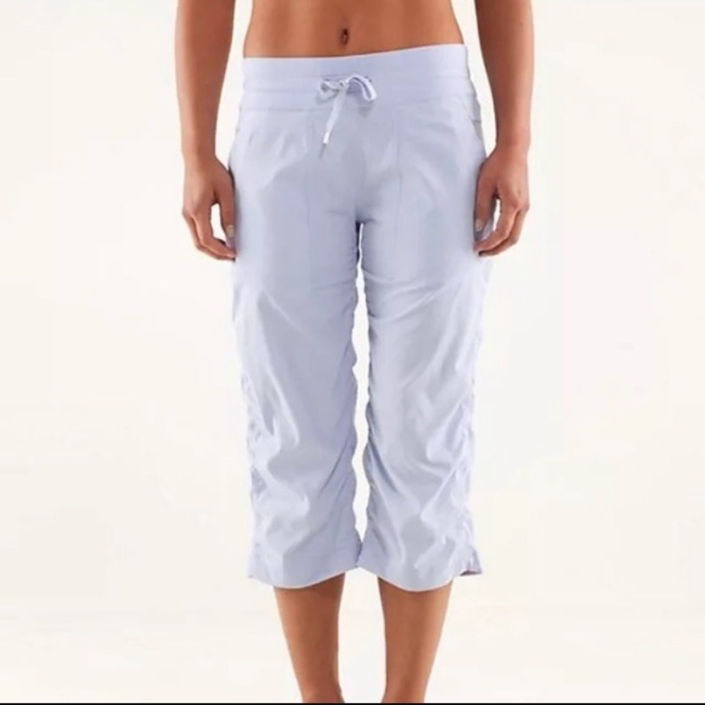 🎉Reduced🎉 Lululemon Lavender Studio Crop