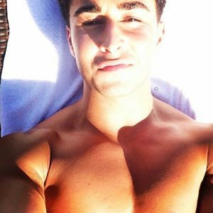 Meet your Posher, Giovanni