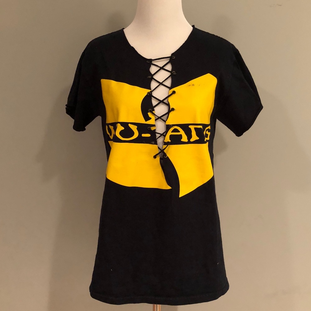 VINTAGE Wu Tang Lace Up Graphic Tee