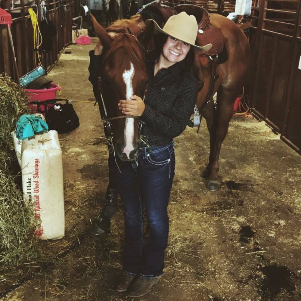 Meet your Posher, Becca