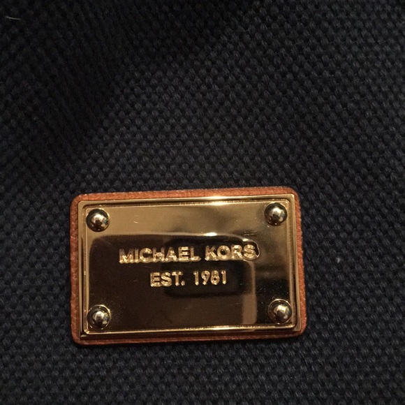 ❌❌SOLD❌❌Michael Kors purse - Picture 5 of 6