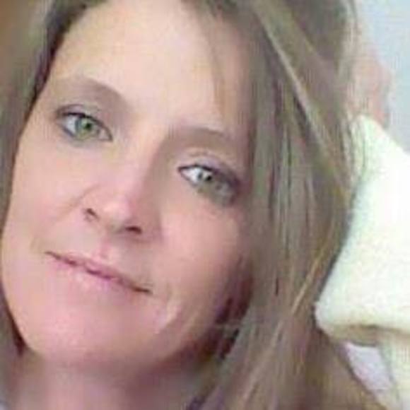 Meet your Posher, Tonya - Picture 1 of 1