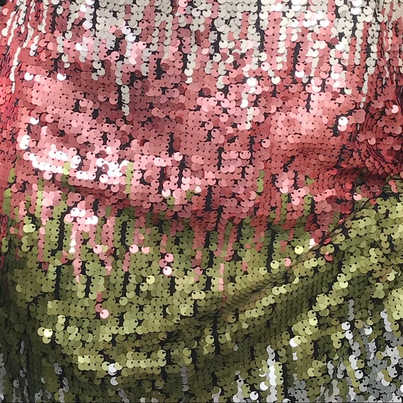 Solddd Outtt - Picture 4 of 5