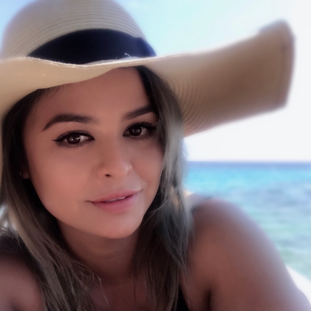 Meet your Posher, Rita