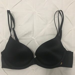 VS lightly lined plunge black bra