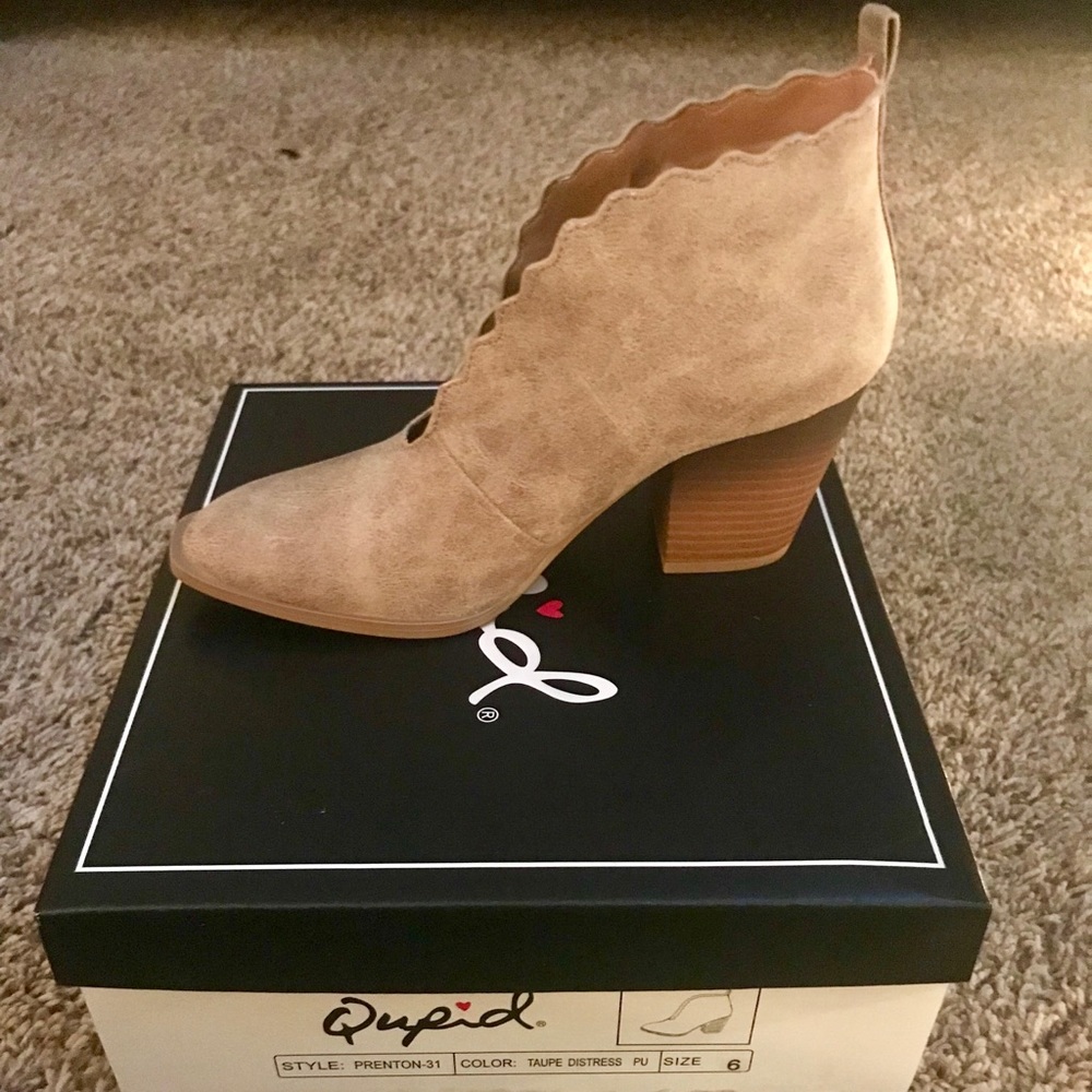 Ankle boot - Picture 1 of 2