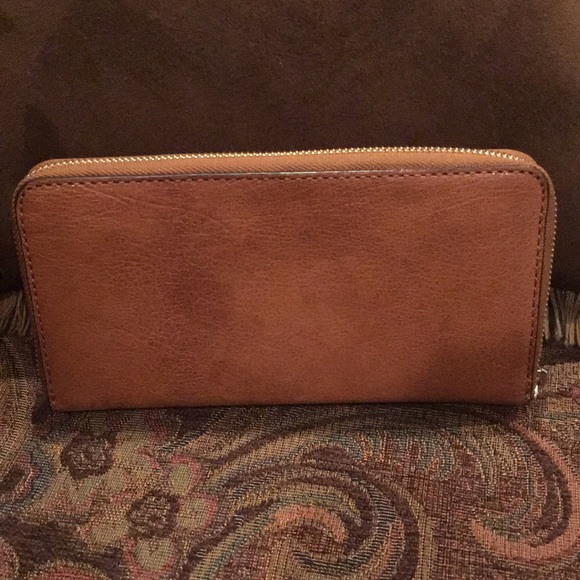 ❌❌SOLD❌❌Michael Kors leather wallet - Picture 2 of 5