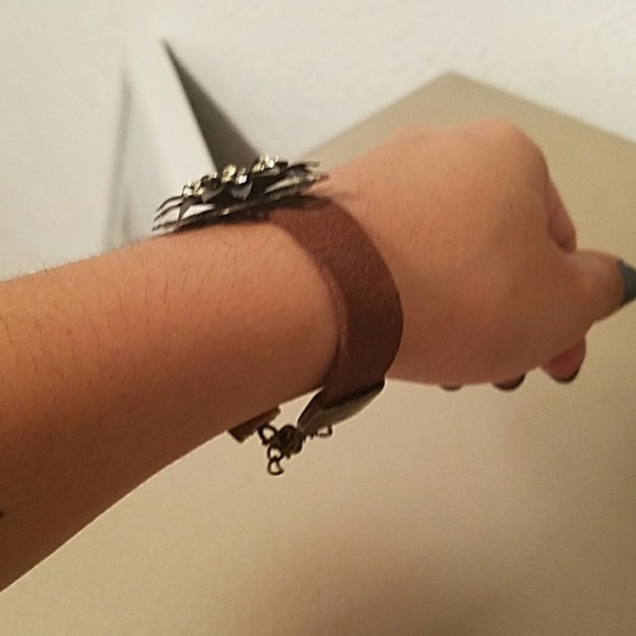 Brown flower bracelet. The Buckle type style - Picture 7 of 7