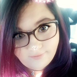 Meet your Posher, Lacy