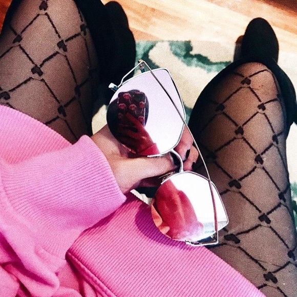 Pink Mirror Sunglasses - Picture 2 of 8