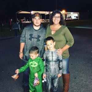 Meet your Posher, Dana