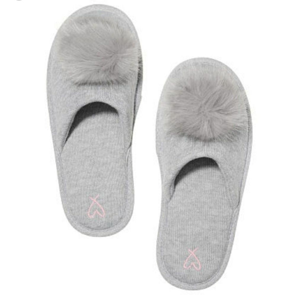 Victoria's Secret Pom Pom Slippers *NIP*