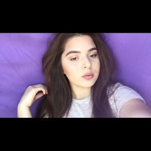 Meet your Posher, Mayra