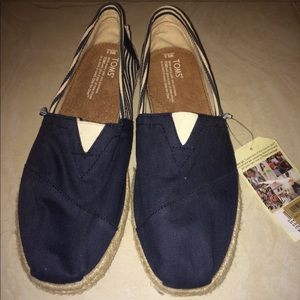 Toms Slip Ons