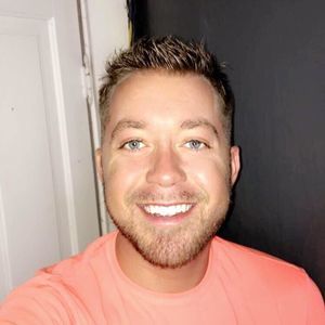 Meet your Posher, Ethan