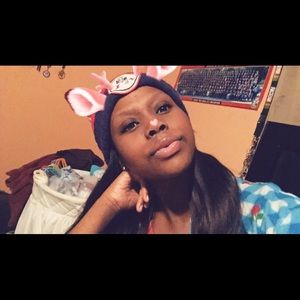 Meet your Posher, Abrelashay