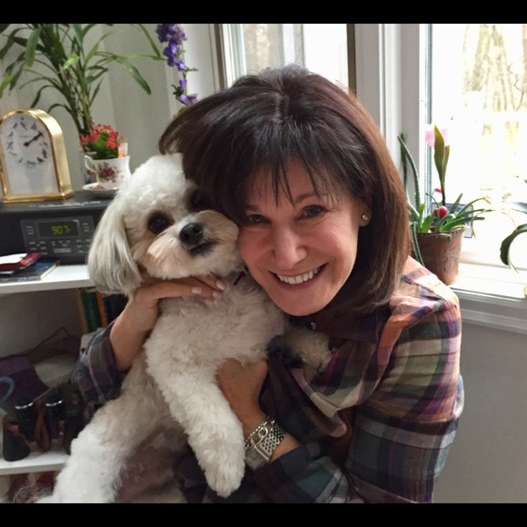 Meet your Posher, Leslie - Picture 1 of 1