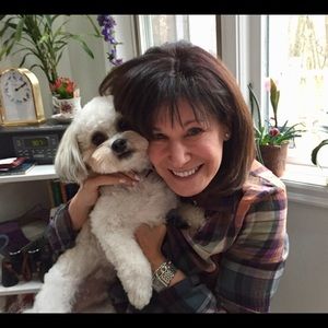 Meet your Posher, Leslie