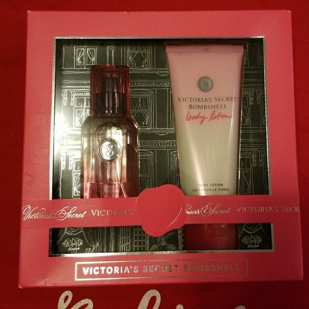 Victoria's Secret perfume set